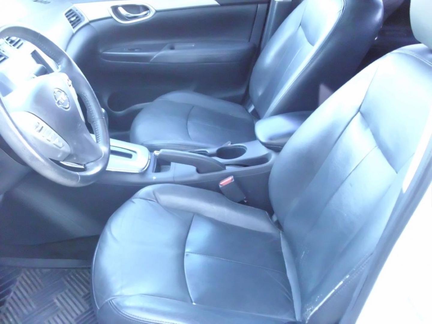 2013 WHITE NISSAN SENTRA S (3N1AB7AP0DL) with an 1.8L engine, Continuously Variable transmission, located at 2215 Harry Wurzbach Rd , San Antonio, TX, 78209, (208) 269-7240, 29.491415, -98.432098- Photo#18